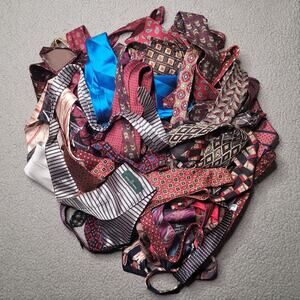 33pc Mens Neckties LOT Wholesale Bulk Collectors Assorted Crafts Cutter DIY Mix